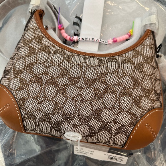 NWT Coach Hamptons Hobo Bag In Crystal Signature Jacquard (Sold Out Everywhere) - Picture 4 of 7